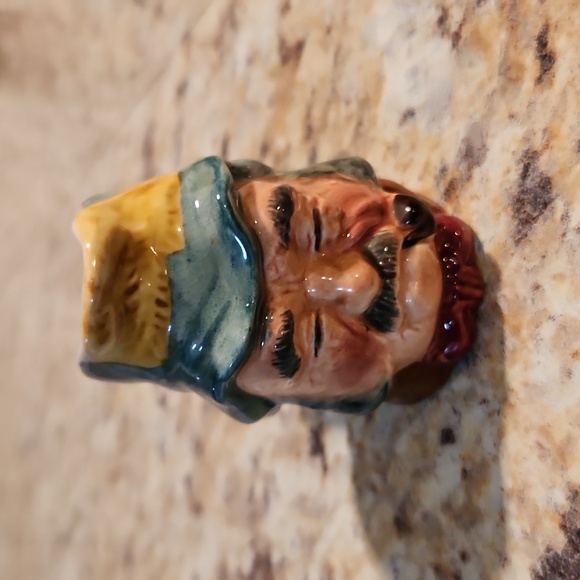 Vintage Staffordshire Jugs - Picture 5 of 11